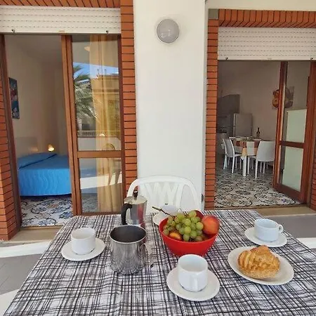 Simplistic In Rosa Di Martinsicuro Near Sea דירה *